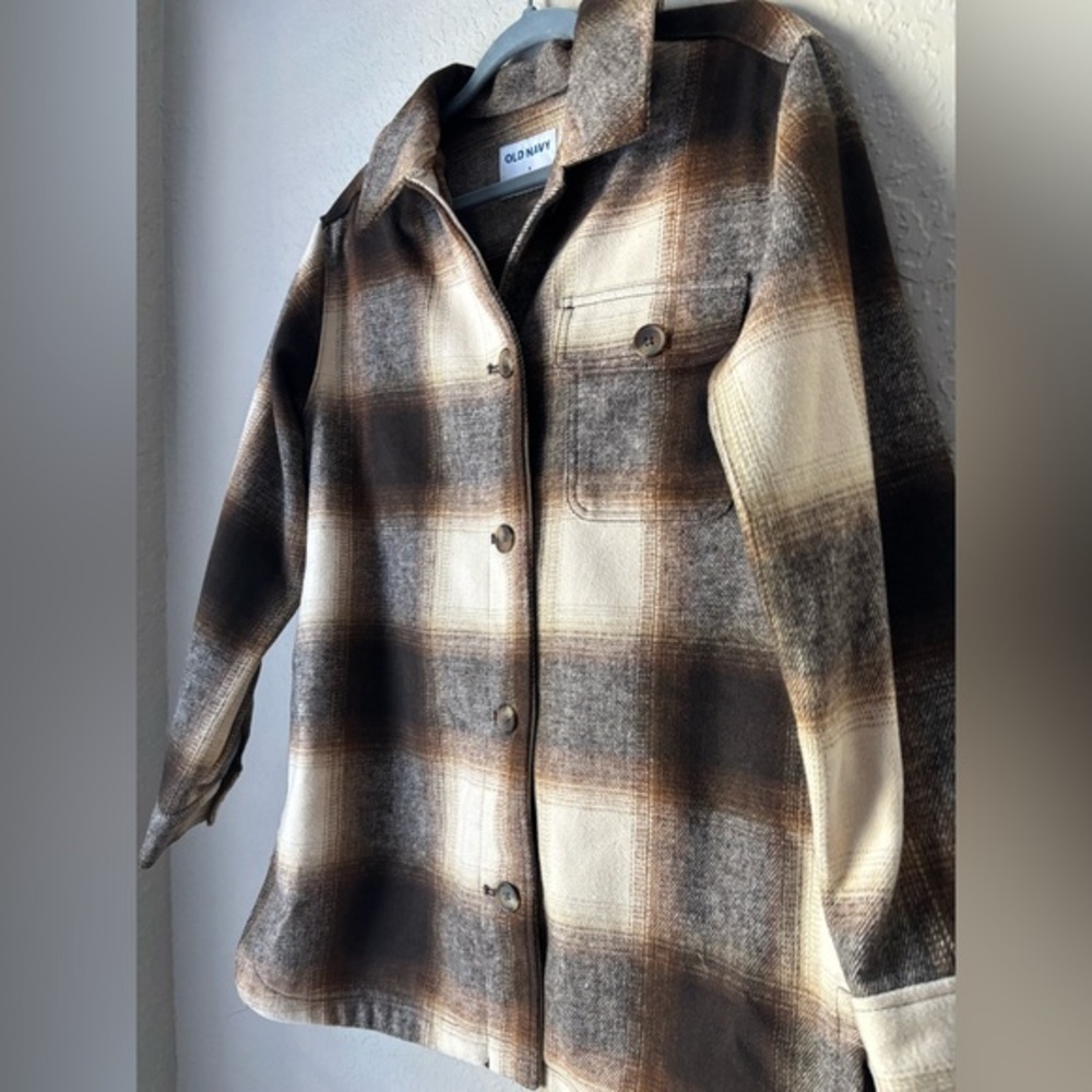Old Navy Plaid Jacket in Brown and Tan Women’s Size S
